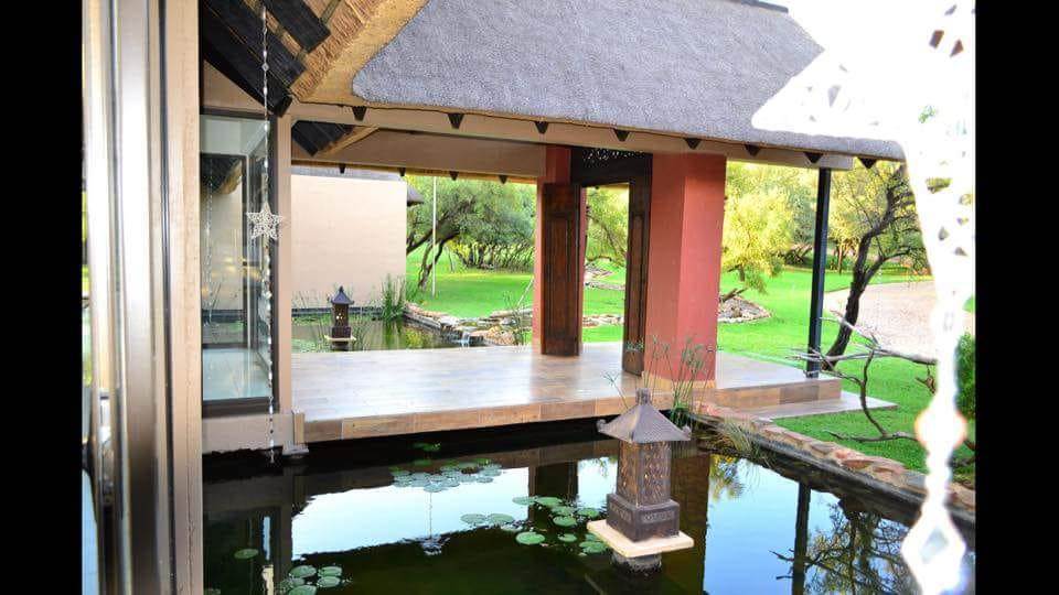 6 Bed House in Hartbeespoort Dam photo number 16