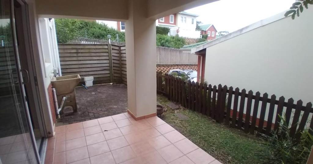 3 Bed Townhouse in Mt Edgecombe photo number 4