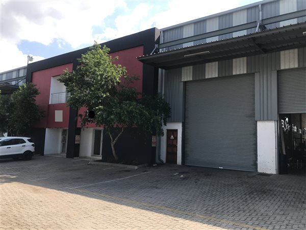 363  m² Industrial space in Lanseria and surrounds