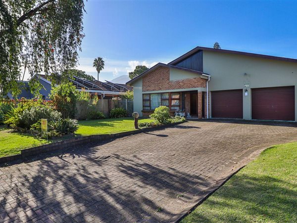 4 Bedroom House 4 Bedroom House