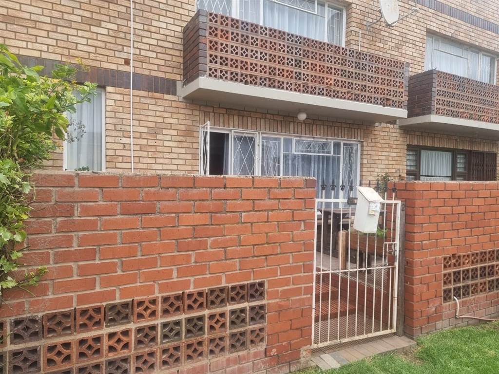 2 Bed Townhouse in Bethelsdorp photo number 20