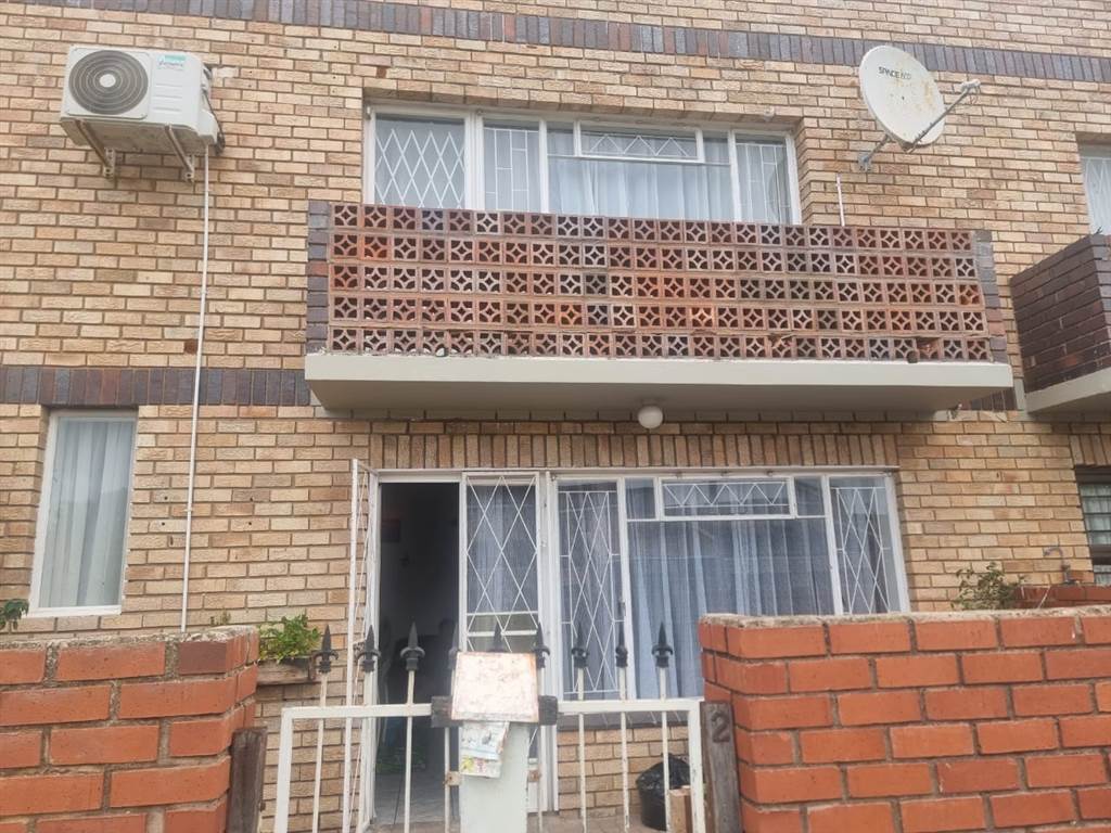 2 Bed Townhouse in Bethelsdorp photo number 21