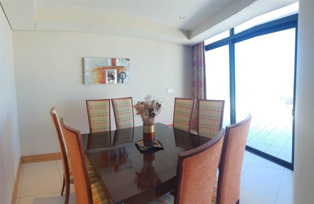 2 Bed Apartment in Umhlanga Rocks photo number 24