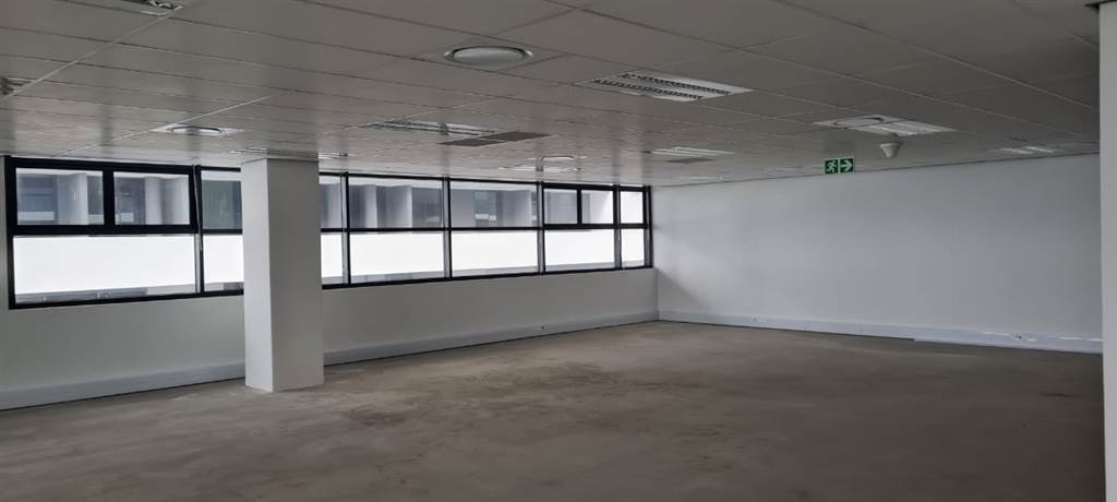 293  m² Office Space in Illovo photo number 6