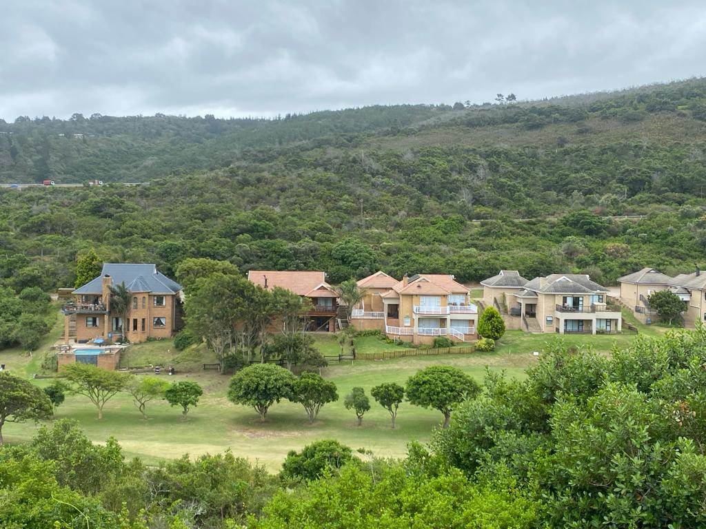 705 m² Land available in Dolphin Creek Golf Estate photo number 3