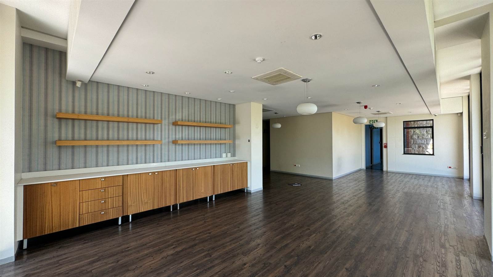 597  m² Office Space in Sandown photo number 26