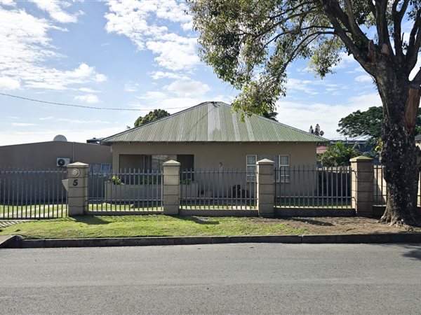 7 Bedroom House 7 Bedroom House
