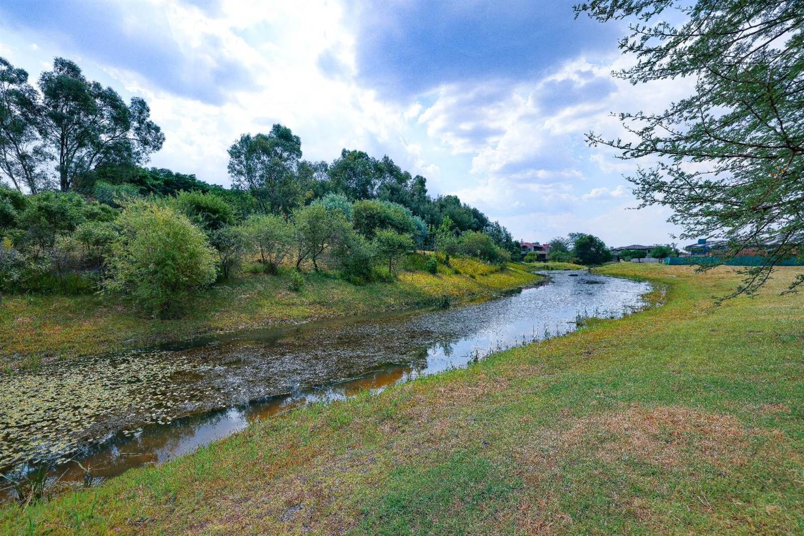 1337 m² Land available in Lombardy Estate photo number 10