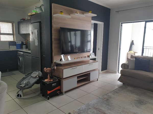 3 Bed Apartment in Modderfontein