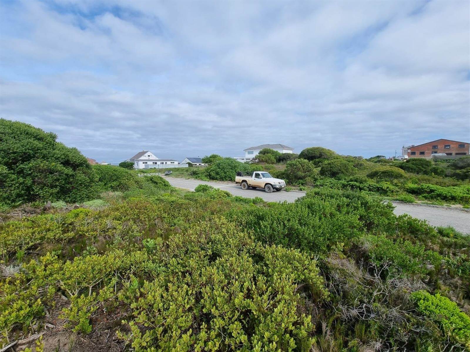 674 m² Land available in Suiderstrand photo number 5
