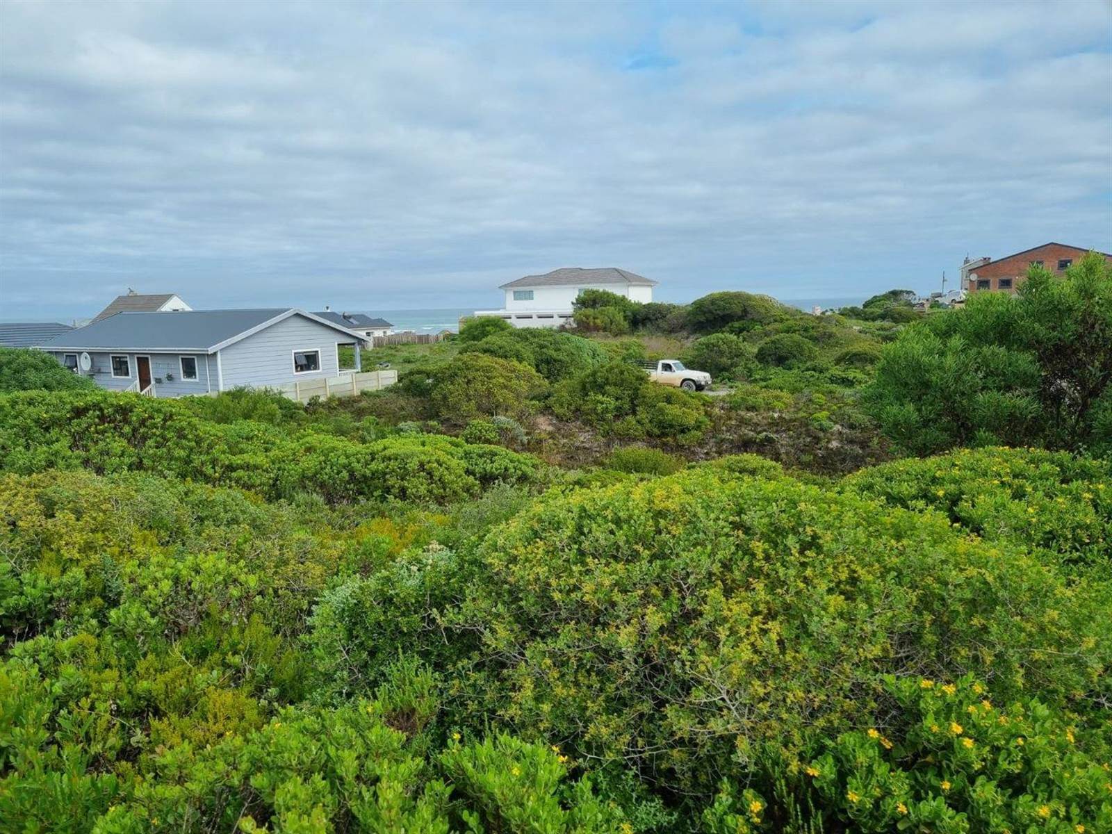 674 m² Land available in Suiderstrand photo number 3