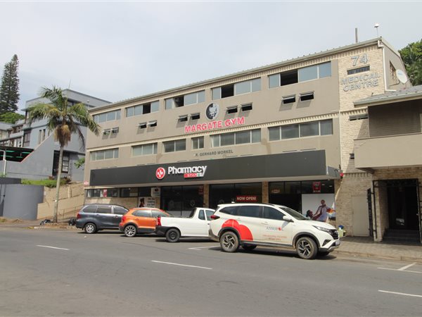 230  m² Commercial space in Margate
