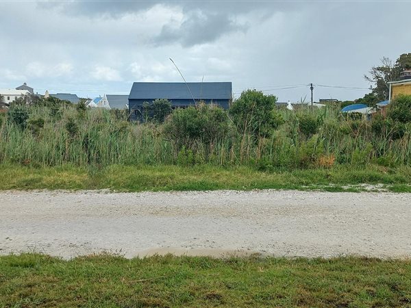 1 006 m² Land