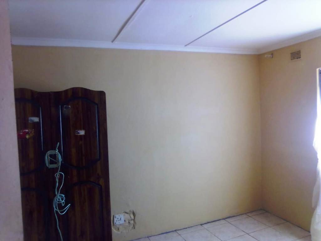 4 Bed House in Eshowe photo number 6