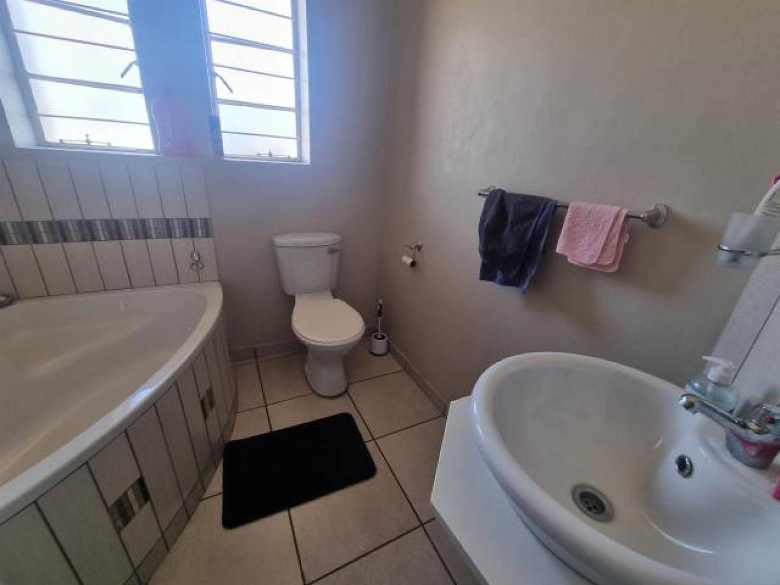2 Bed Simplex in Waterval East photo number 19