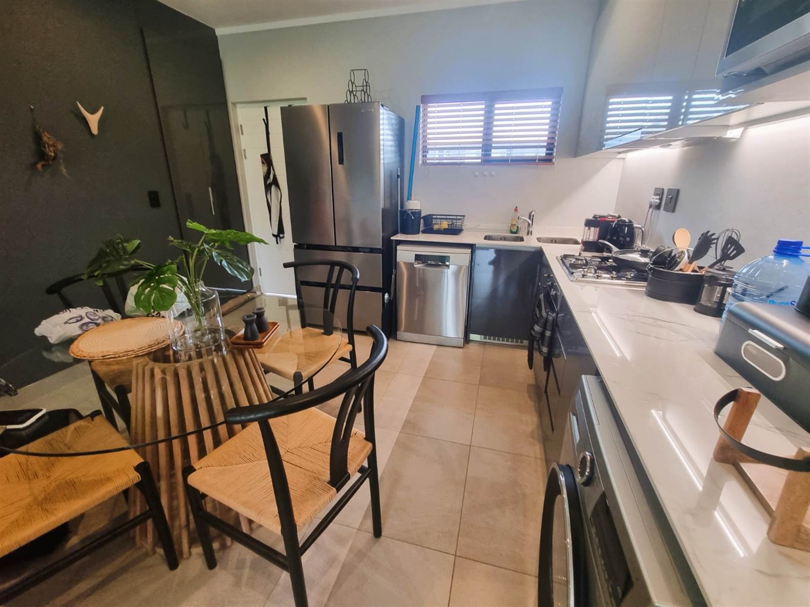 3 Bed Apartment in Waterkloof photo number 4