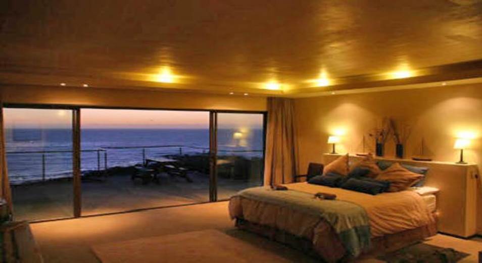 6 Bed House in Pringle Bay photo number 16
