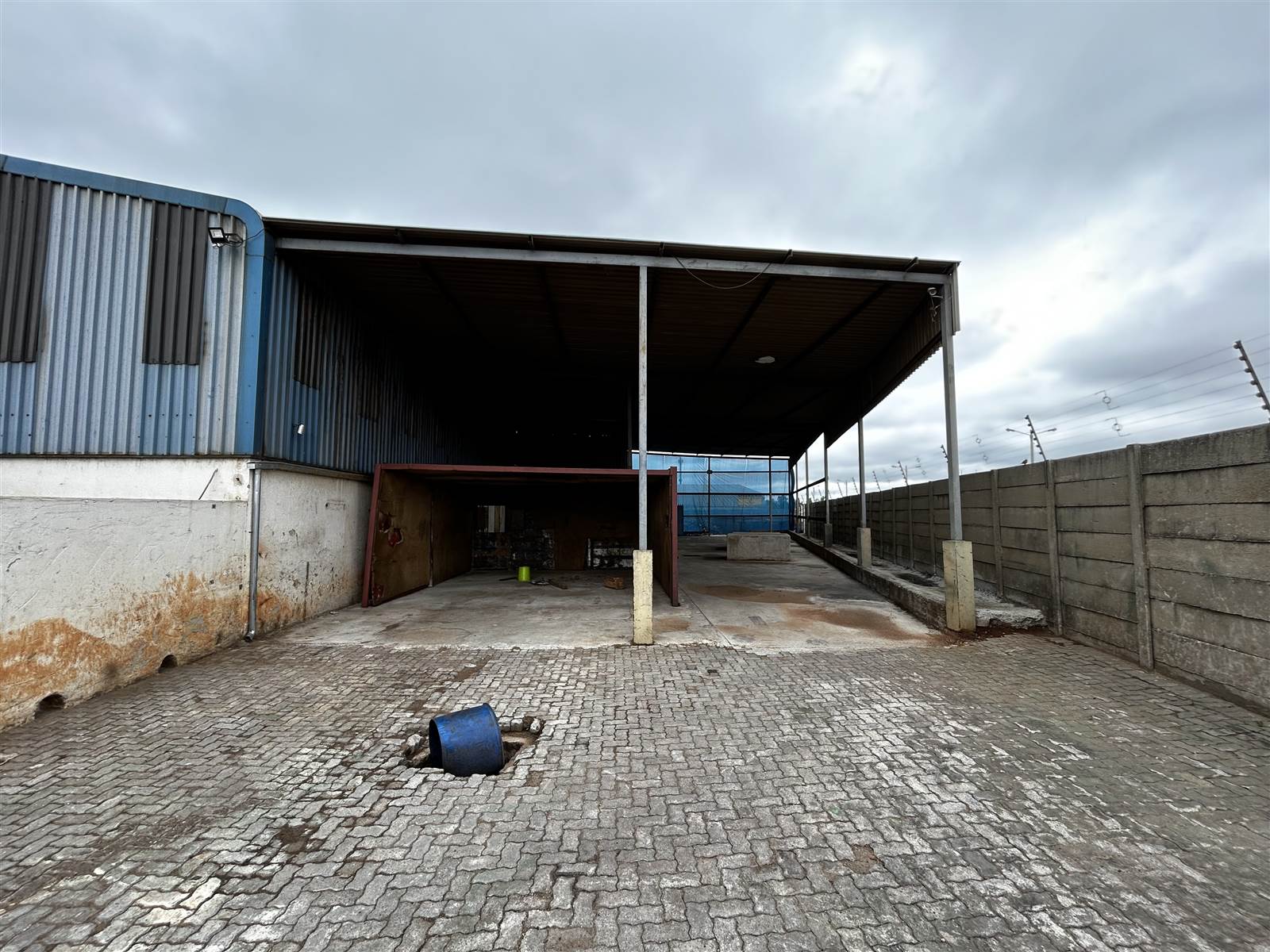 945  m² Industrial space in Clayville photo number 6