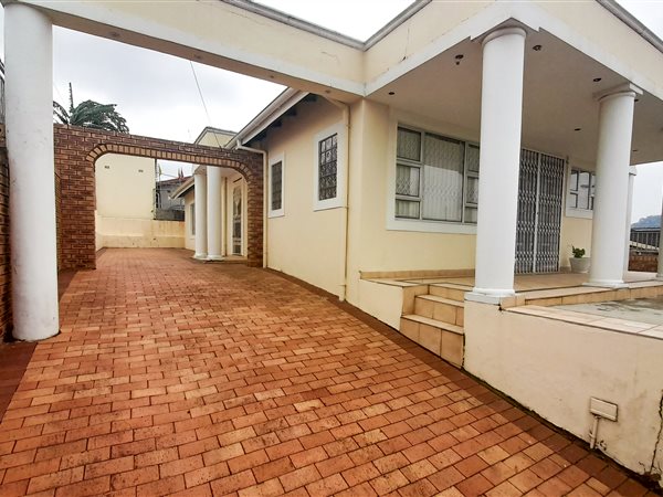 3 Bed House in Brookdale