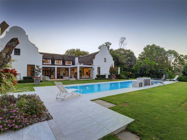 5 Bedroom House 5 Bedroom House