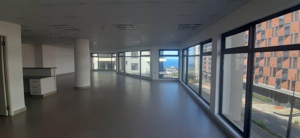103  m² Commercial space in Umhlanga Ridge photo number 3