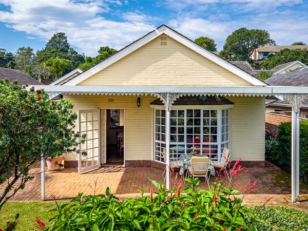 2 Bedroom Townhouse 2 Bedroom Townhouse