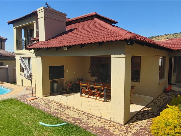 4 Bed House in Amandasig