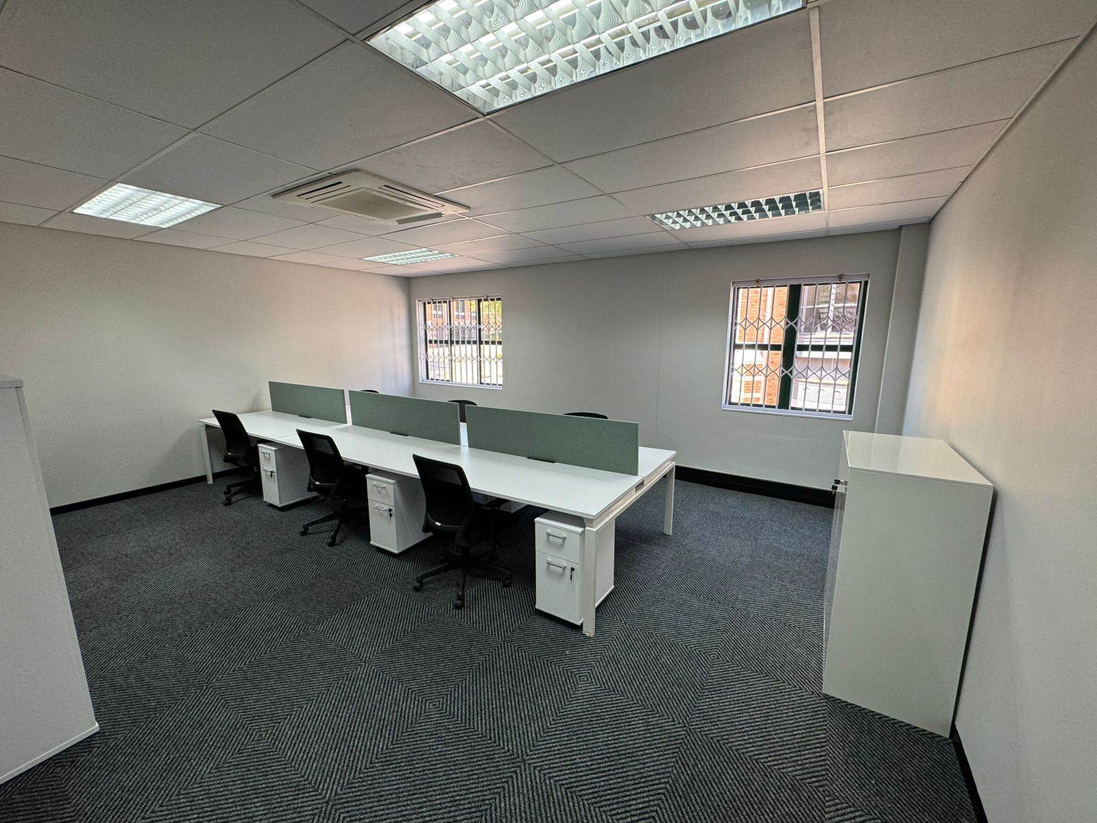 90  m² Commercial space in Sunninghill photo number 27