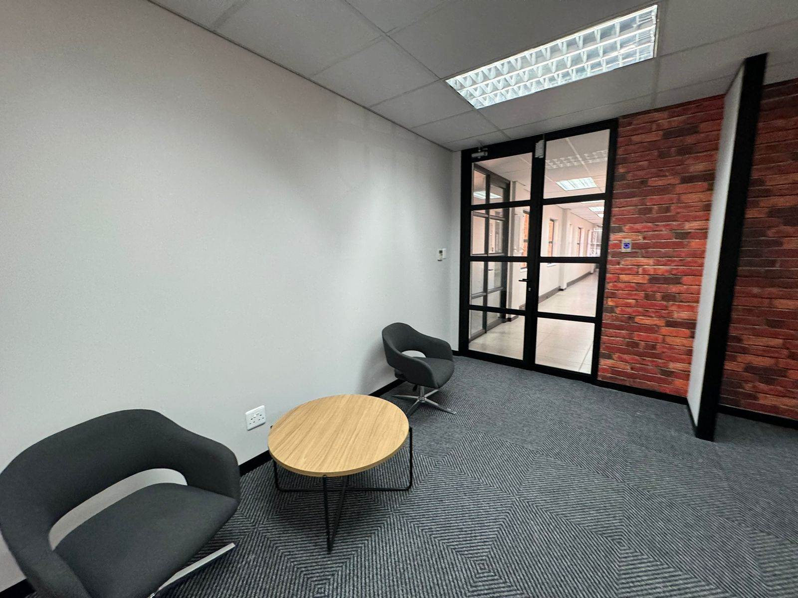 90  m² Commercial space in Sunninghill photo number 7