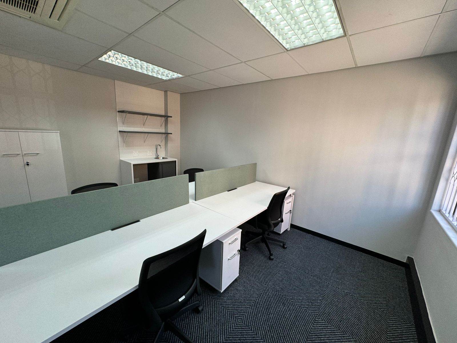 90  m² Commercial space in Sunninghill photo number 23