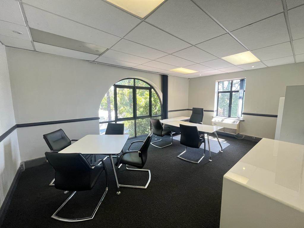 1090  m² Commercial space in Bryanston photo number 16