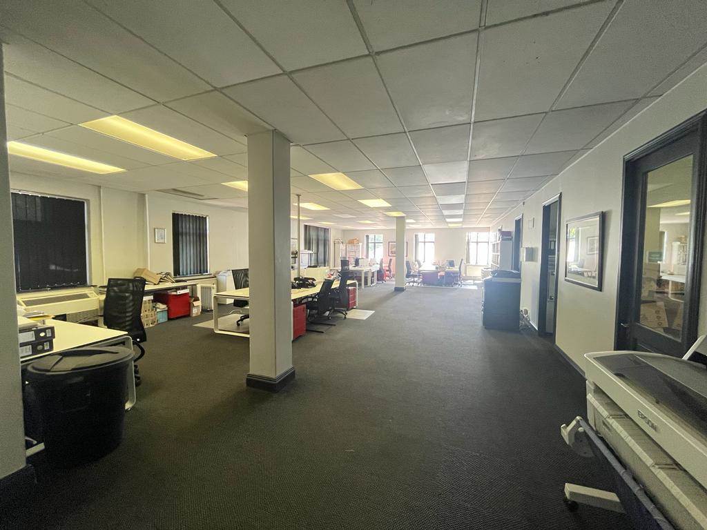 1090  m² Commercial space in Bryanston photo number 17