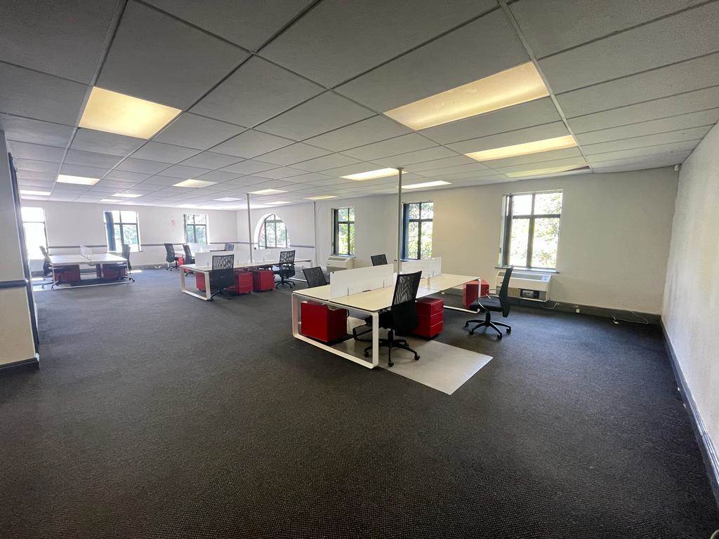 1090  m² Commercial space in Bryanston photo number 11