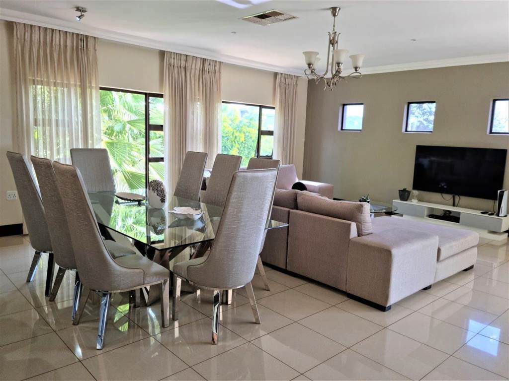 3 Bed House in Seasons Lifestyle Estate photo number 3