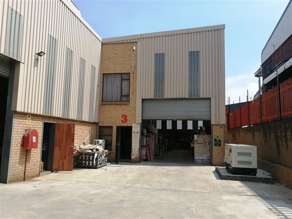 400  m² Commercial space