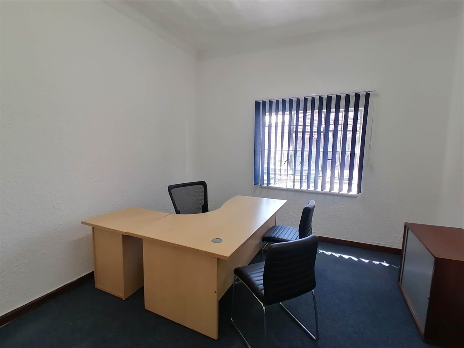 300  m² Commercial space in Edenvale photo number 9