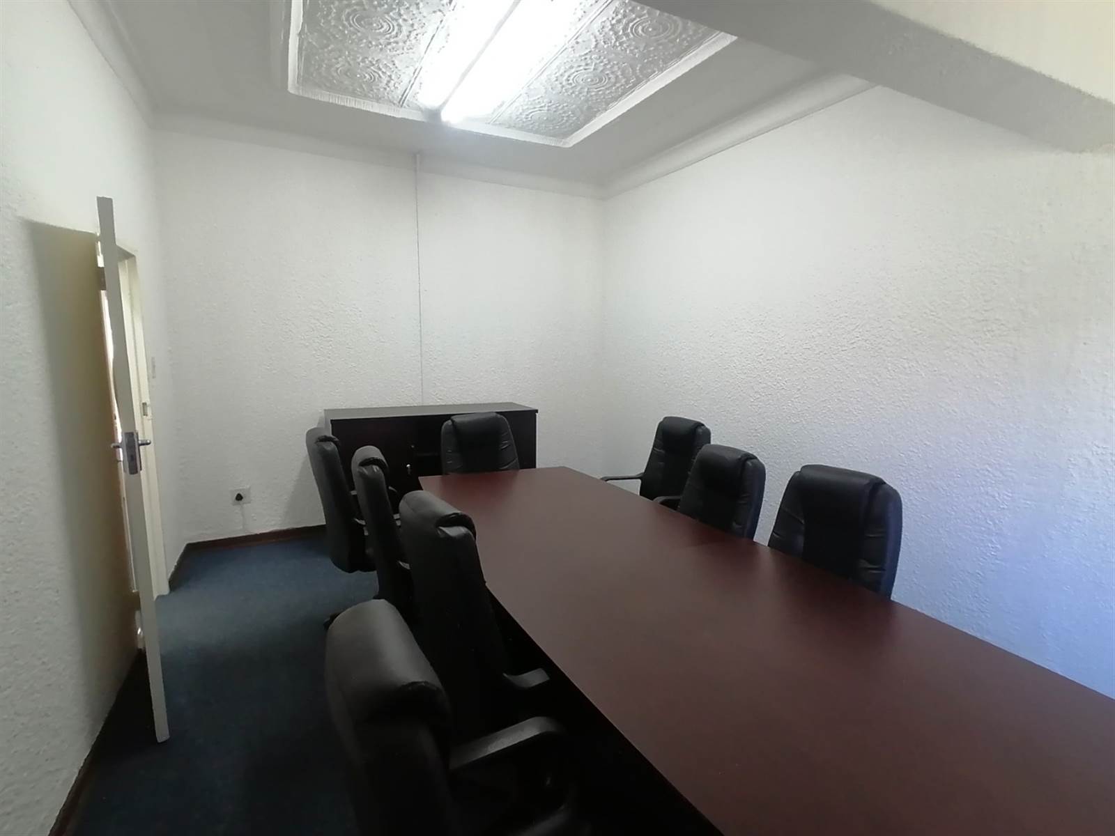300  m² Commercial space in Edenvale photo number 11