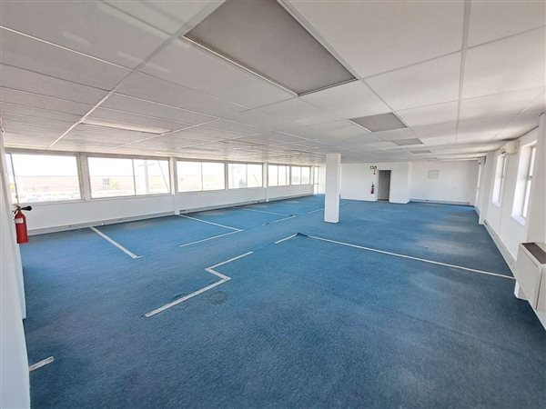 232  m² Office Space