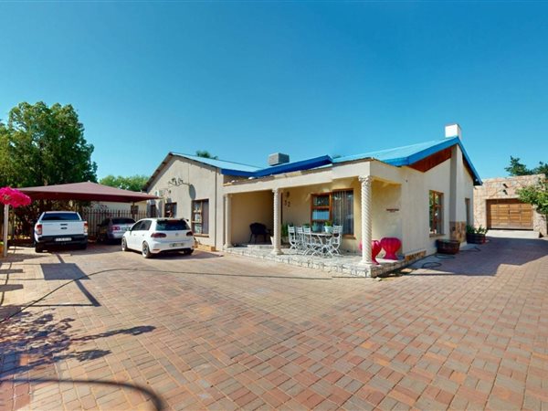 9 Bedroom House
