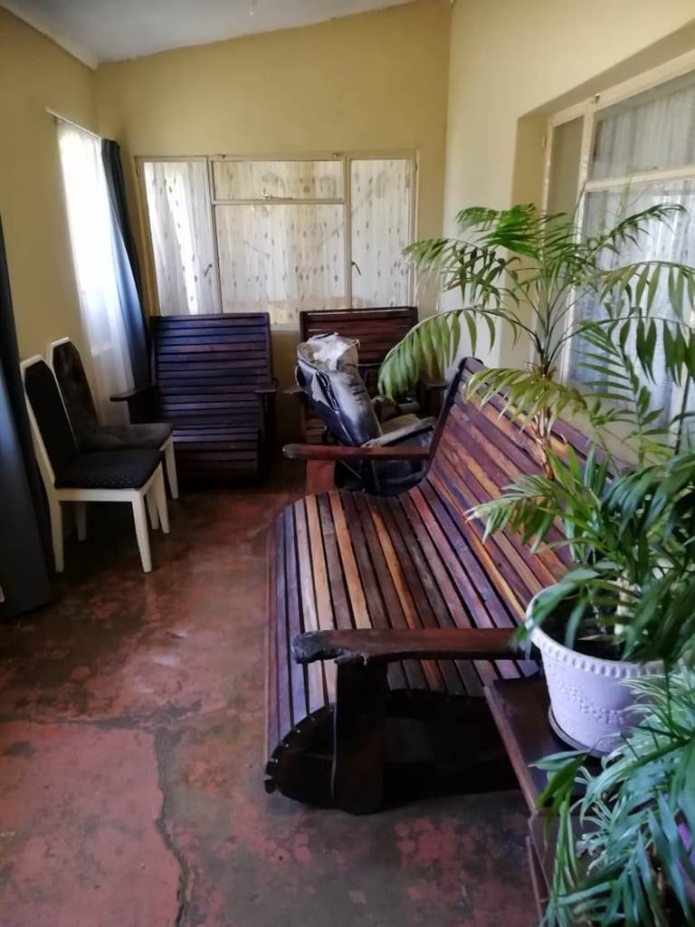 4 Bed House in Memel photo number 14