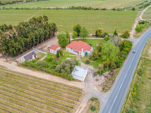 209.9 ha Farm in Worcester and surrounds
