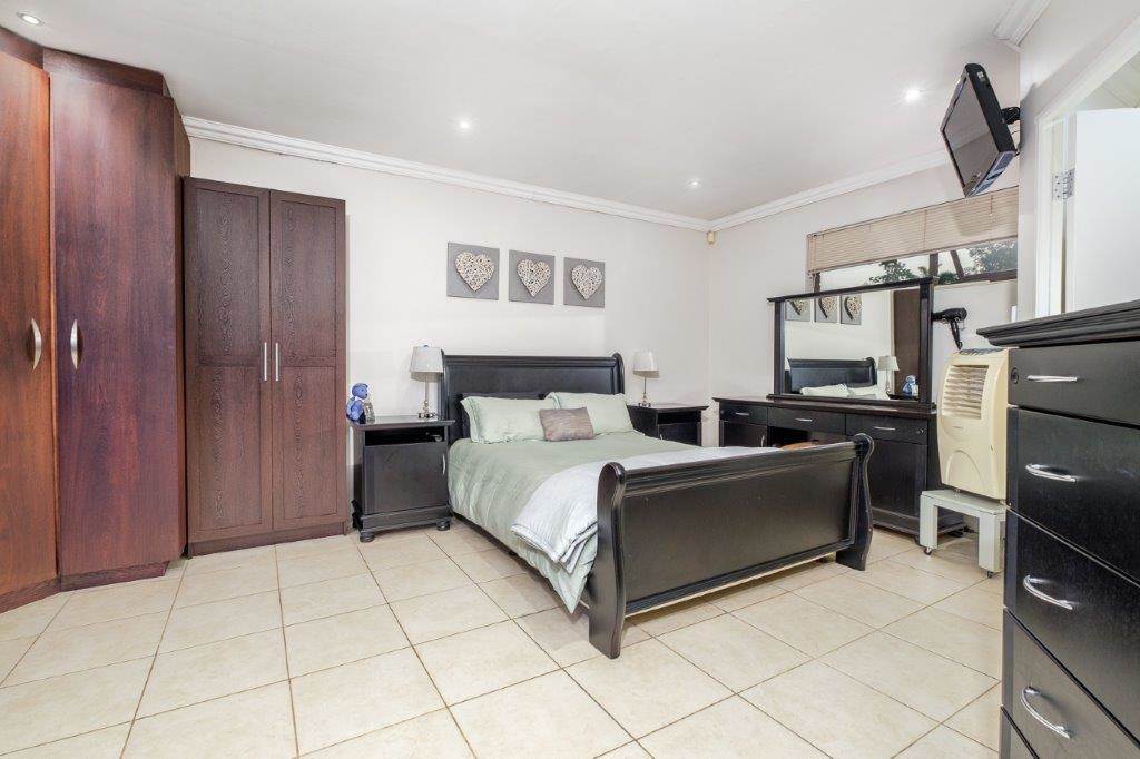 4 Bed House in Randpark Ridge photo number 23