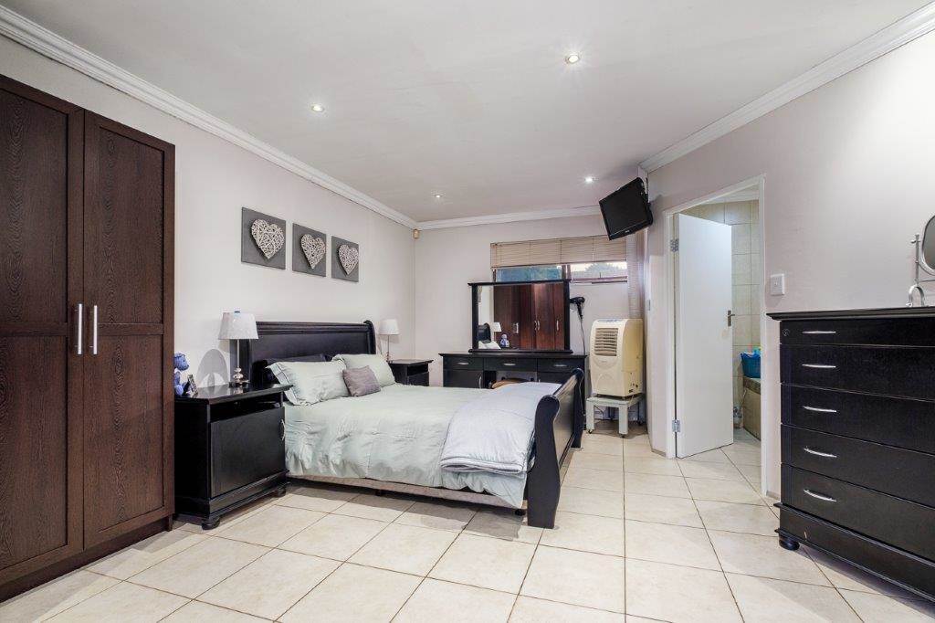 4 Bed House in Randpark Ridge photo number 24