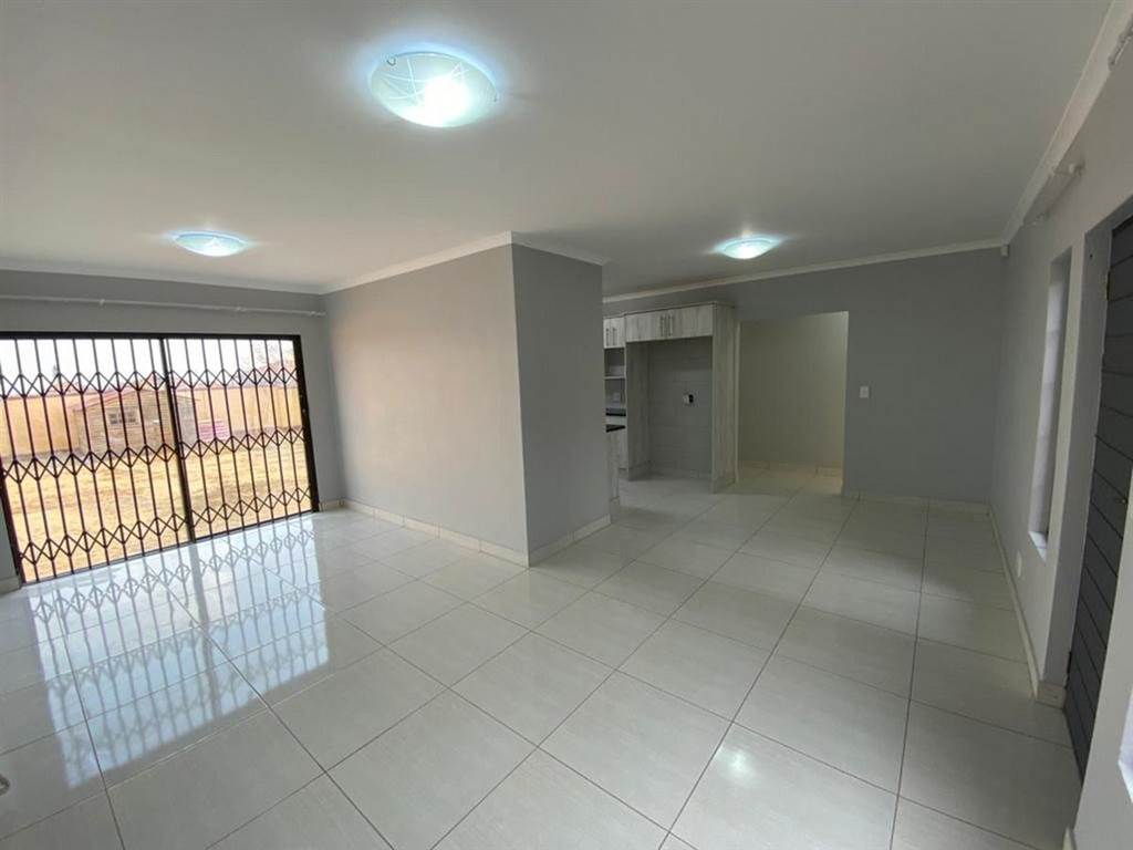 3 Bed House in Meyersig Lifestyle Estate photo number 7
