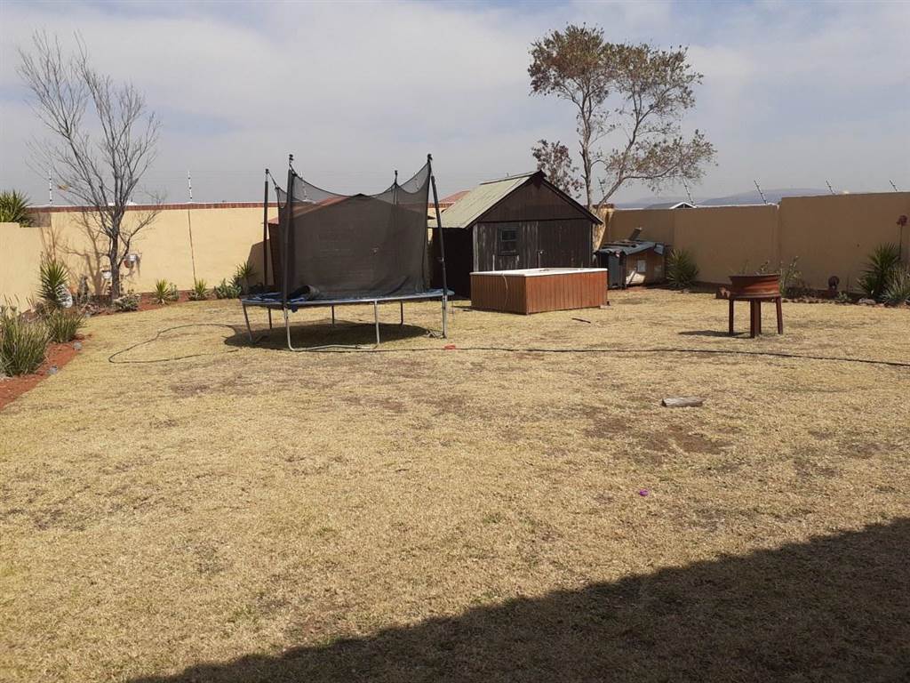 3 Bed House in Meyersig Lifestyle Estate photo number 21
