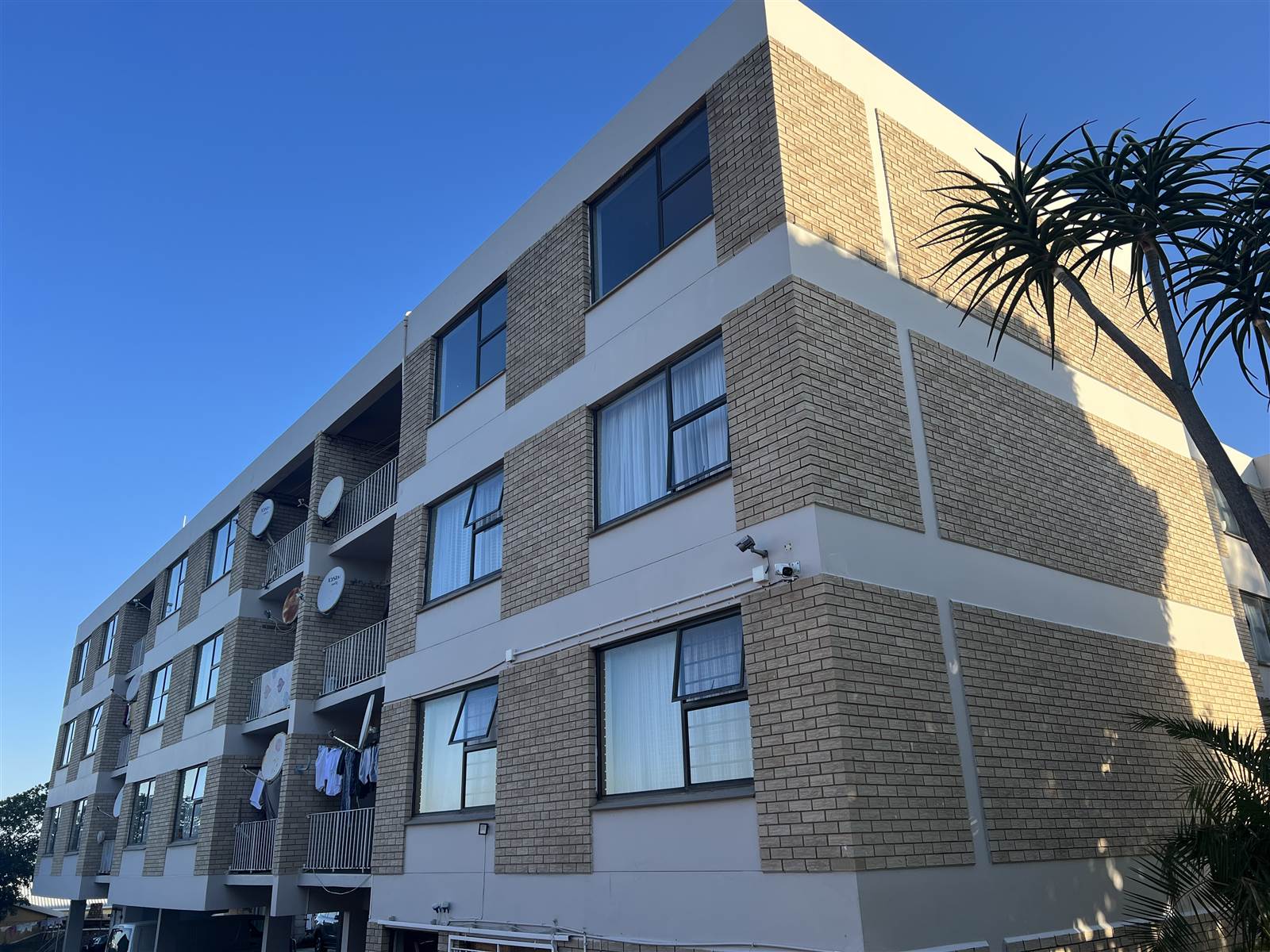 2578  m² Commercial space in Southernwood photo number 1
