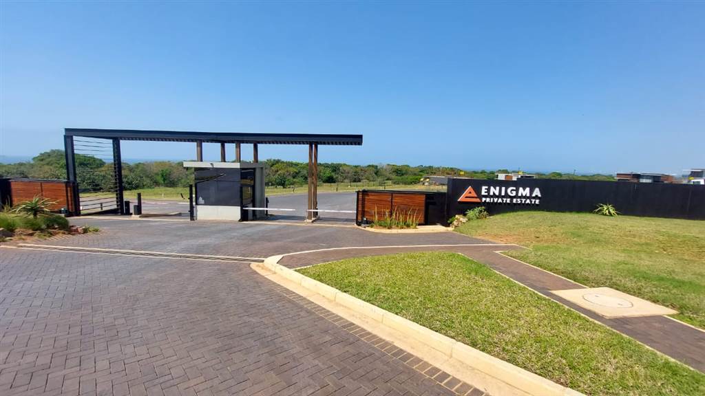 705 m² Land available in Umhlanga Rocks photo number 1