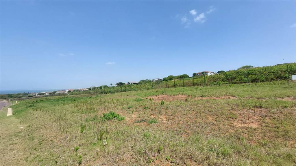 705 m² Land available in Umhlanga Rocks photo number 6
