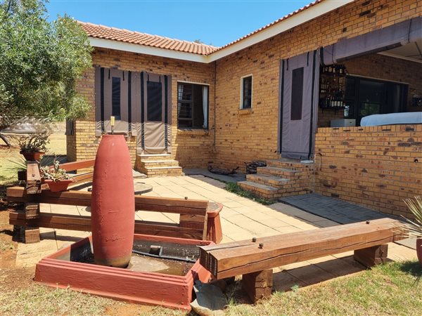 3 Bedroom House 3 Bedroom House