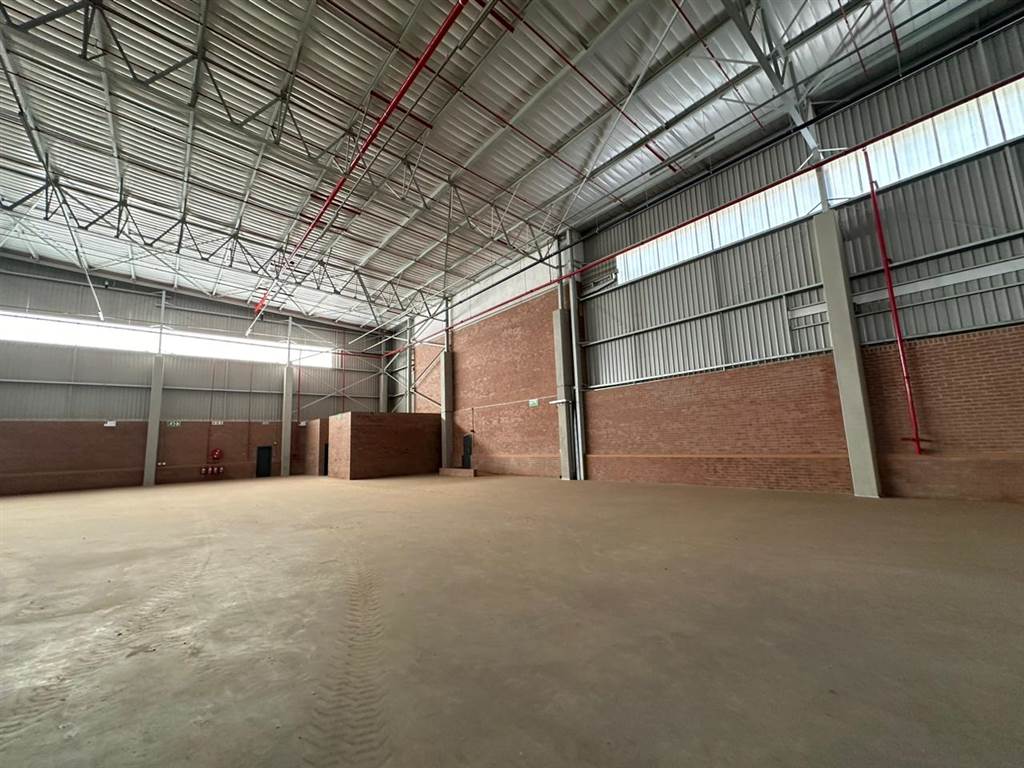 5923  m² Industrial space in Clayville photo number 24